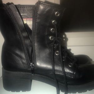 black boots cute for winter time